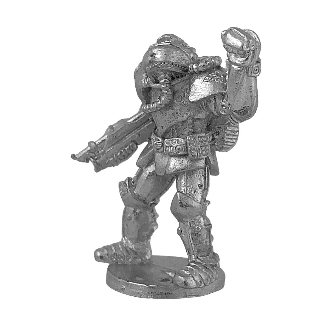 Sarday'kin Com Officer Leading