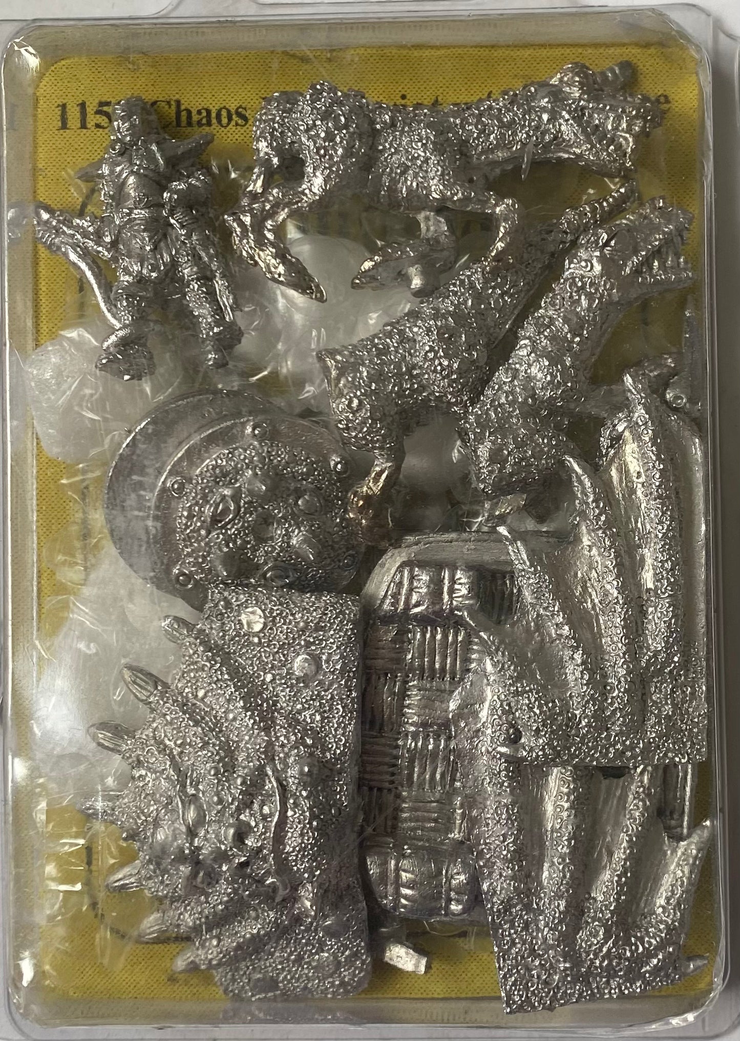 1158 Chaos Elf Chariot w/ dr. + 2 horses