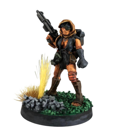 Female Scavenger, Yasser Scarf Shotgun
