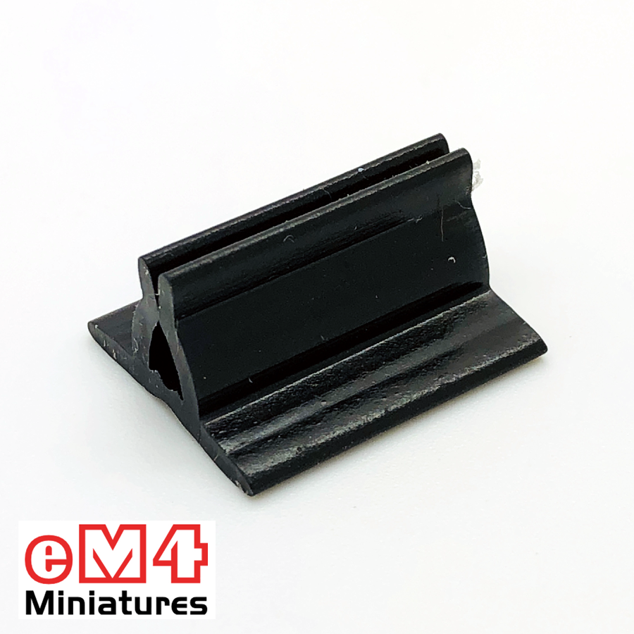 20 x 18mm Card Stands x 20 Various Colours-Black