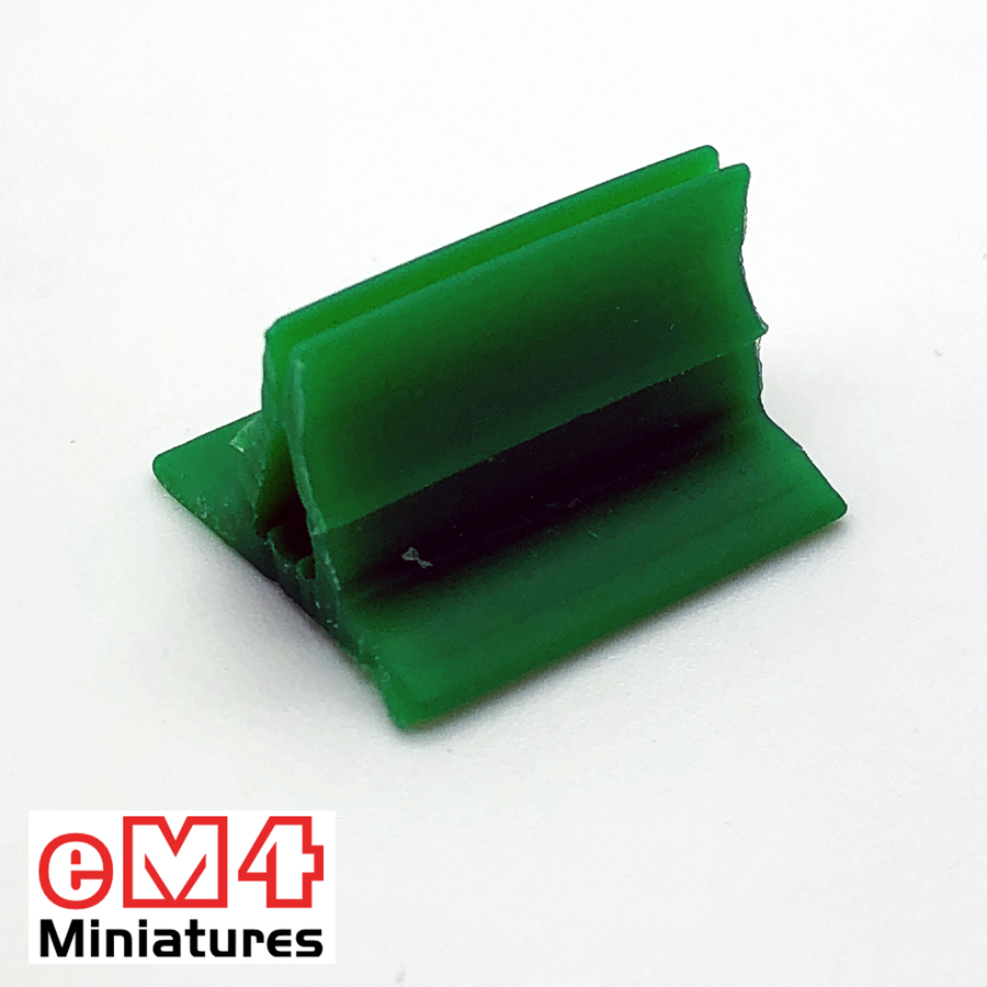 20 x 18mm Card Stands x 20 Various Colours-Green