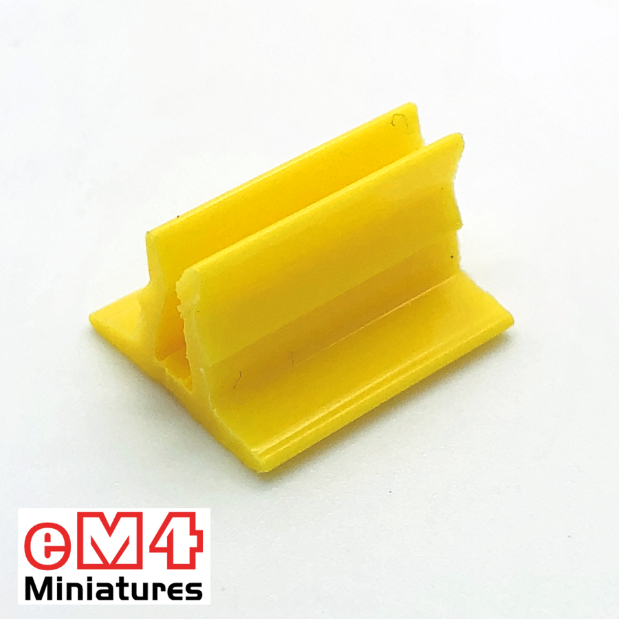 20 x 18mm Card Stands x 20 Various Colours-Yellow