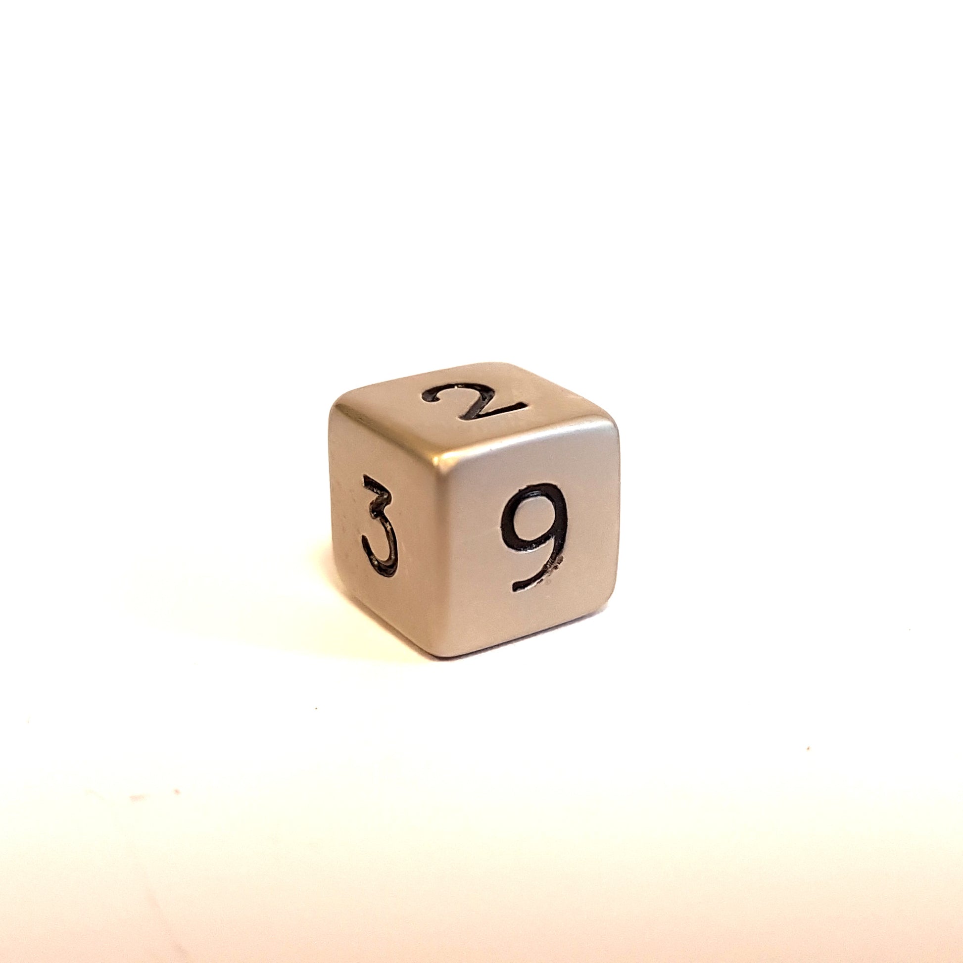 Mini D6 - Brushed Steel – em4miniatures